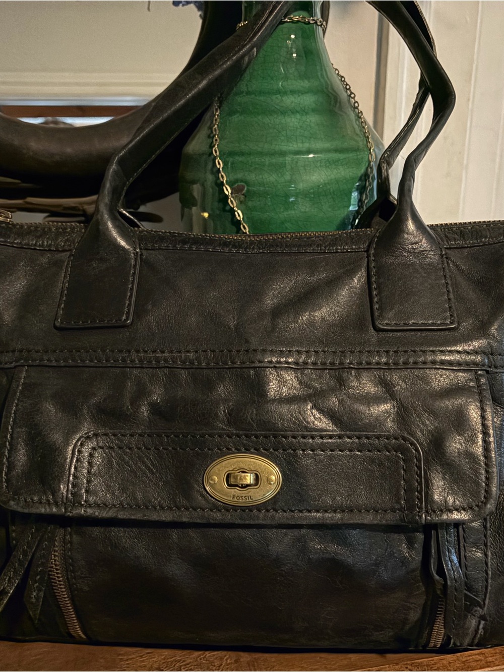 Fossil Black Leather Shoulder Bag with Brass Hardware